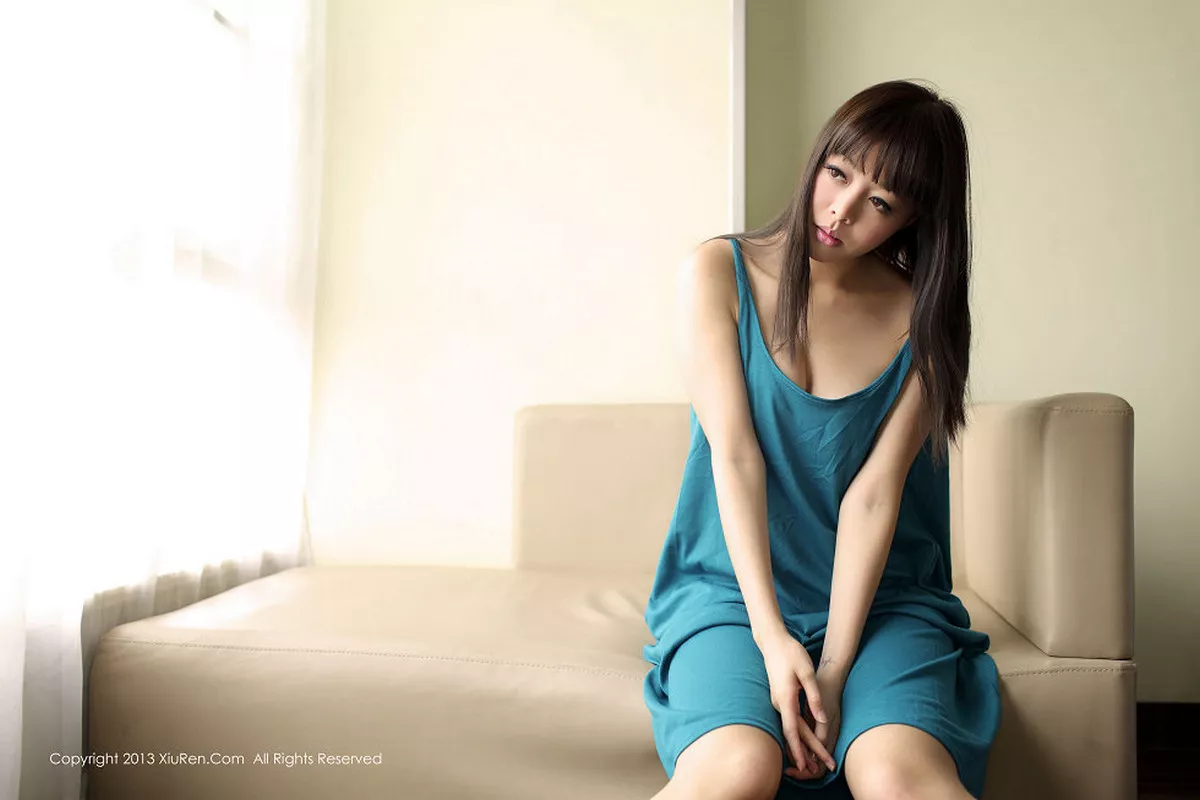 秀人集.com_[XiuRen秀人网]No.001_模特Viki性感内衣系列完美身材写真86P