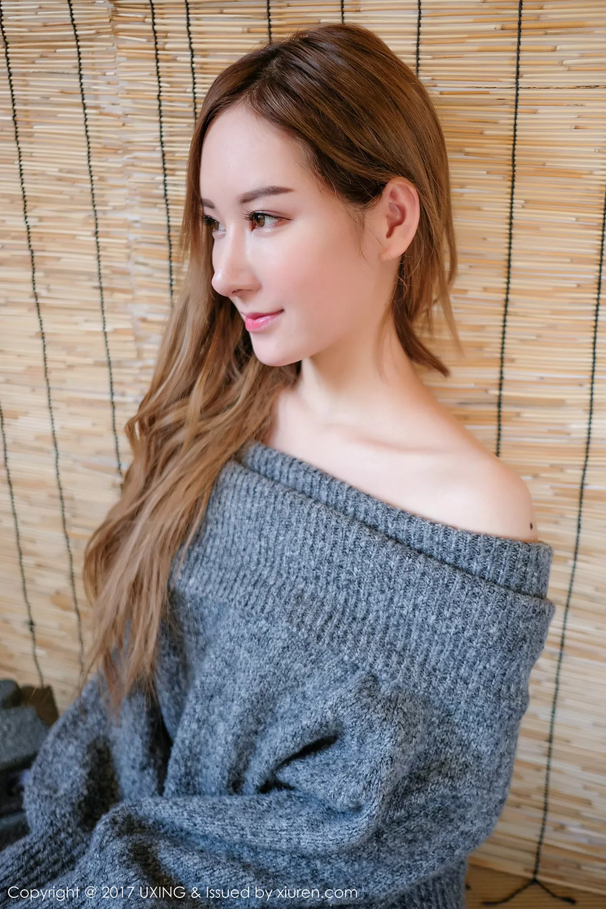 秀人集.com_[UXING优星馆]Vol.047_新人妹子高SIR白色蕾丝情趣内衣秀完美身材娇羞迷人写真47P