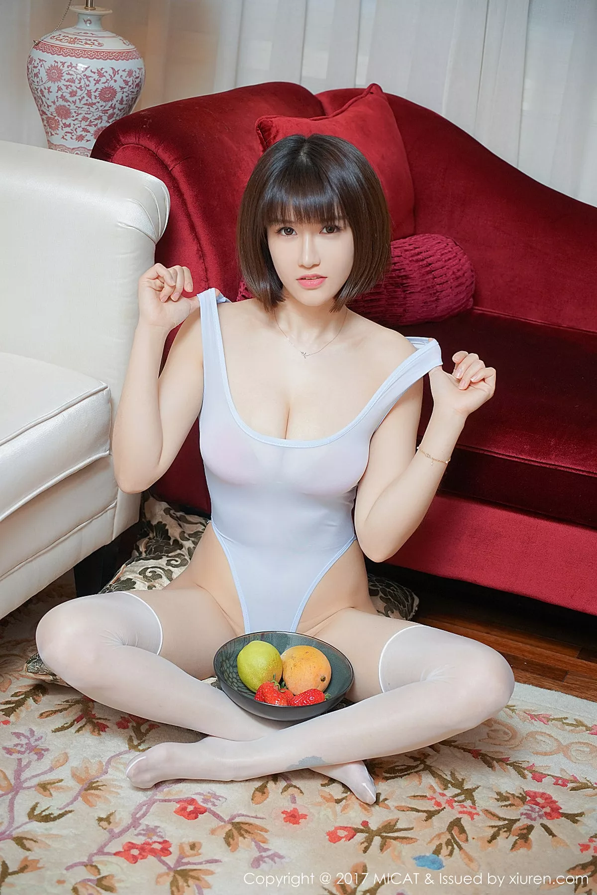 秀人集.com_[MICAT猫萌榜]Vol.011_女神K8傲娇萌萌居家私房内衣丝袜系列秀傲人豪乳诱惑写真52P