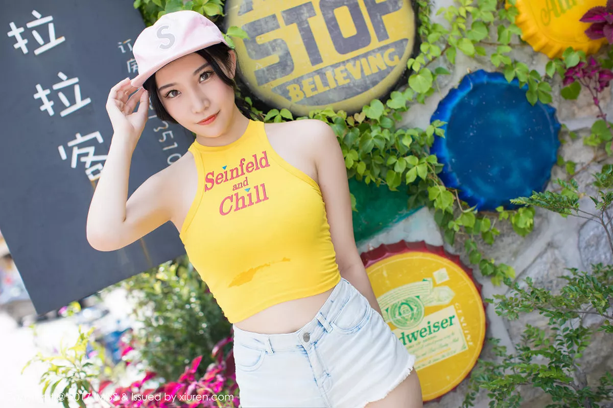 秀人集.com_[IMISS爱蜜社]Vol.180_嫩模小狐狸Sica户外牛仔短裤系列秀完美身材清新迷人写真46P