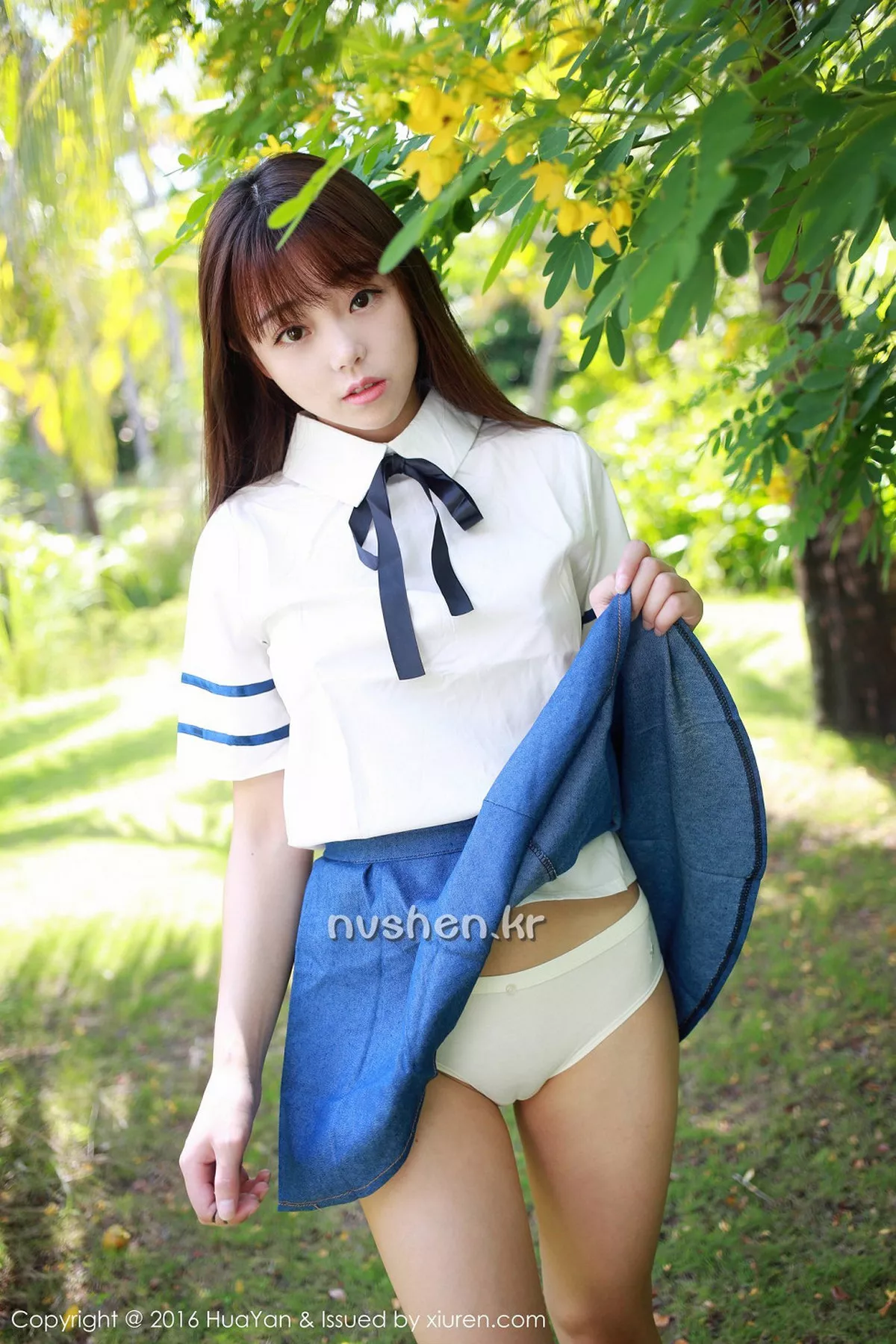 秀人集.com_[HuaYan花の颜]Vol.008_嫩模佘贝拉bella三亚旅拍白色比基尼秀完美身材性感写真46P