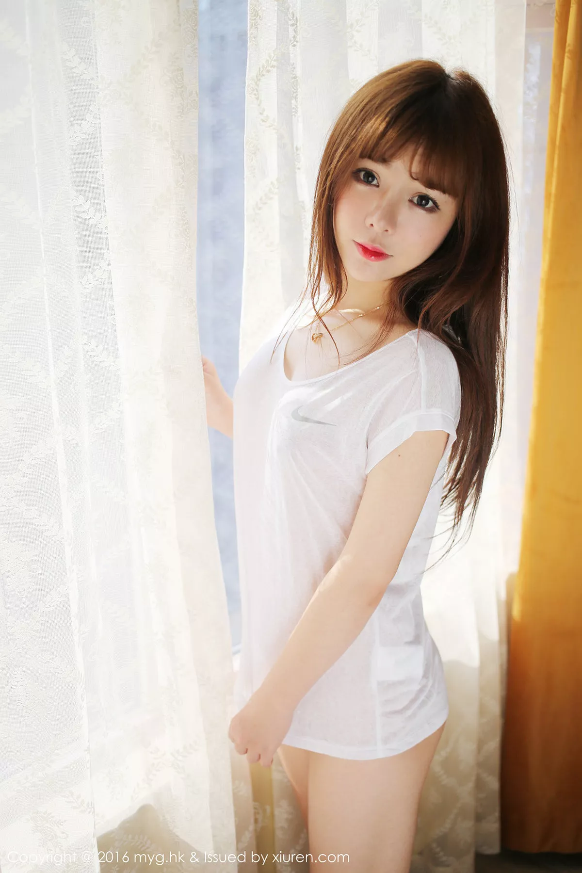 秀人集.com_[MyGirl美媛馆]Vol.209_嫩模粉芭比VV脱内裤秀迷人翘臀性感私房写真48P