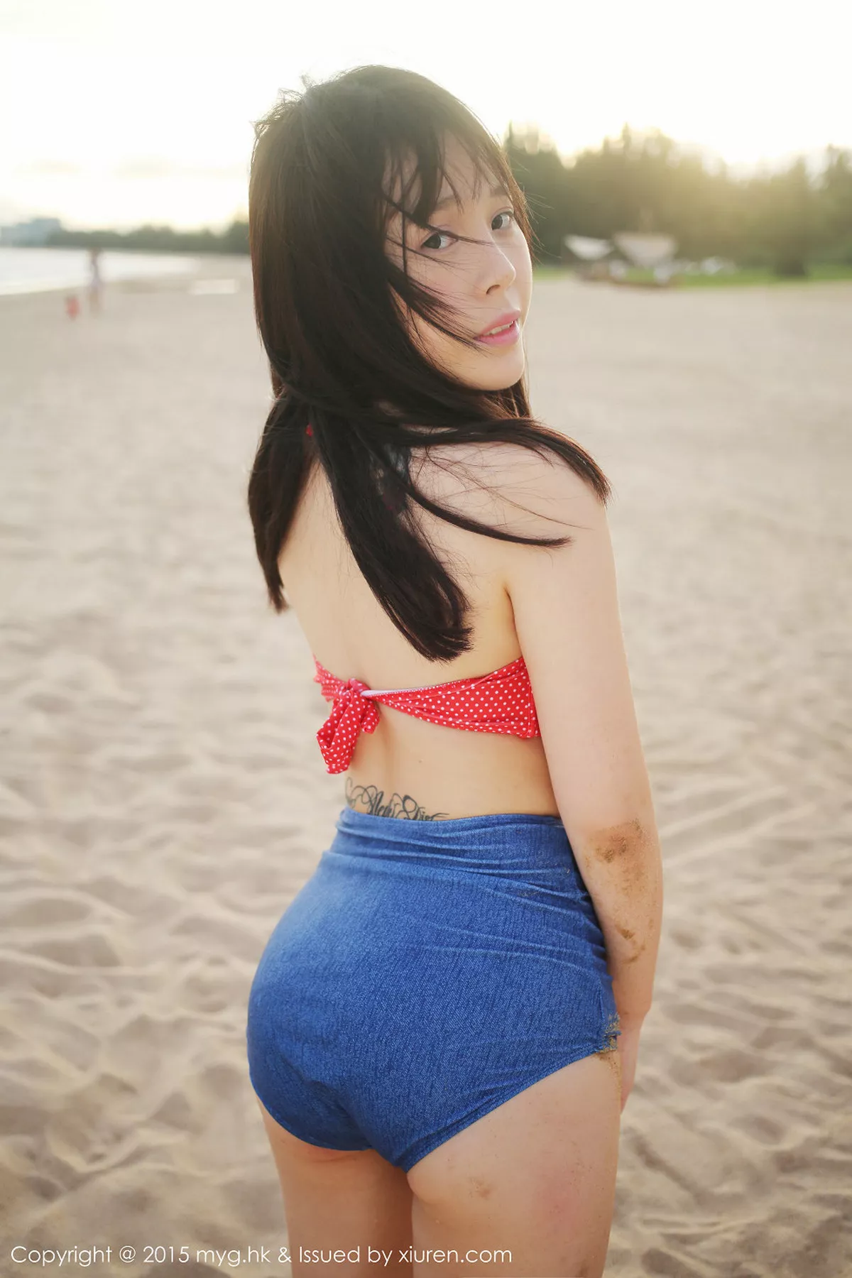 秀人集.com_[MyGirl美媛馆]Vol.175_嫩模Evelyn艾莉三亚旅拍黑色死库水秀完美身材写真73P