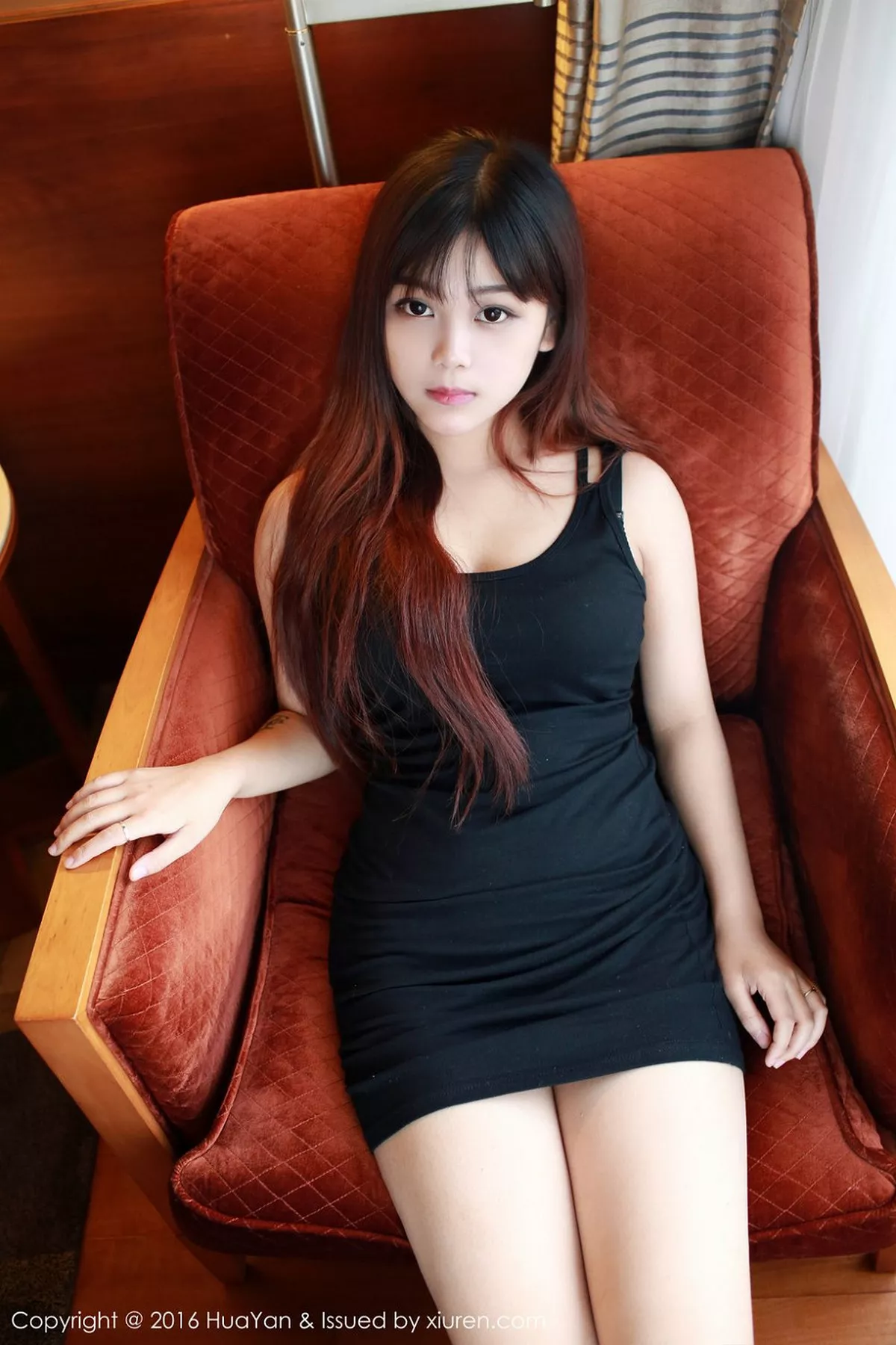 秀人集.com_[HuaYan花の颜]Vol.016_新人嫩模小月儿性感黑色女仆装黑色渔网丝袜清新写真54P