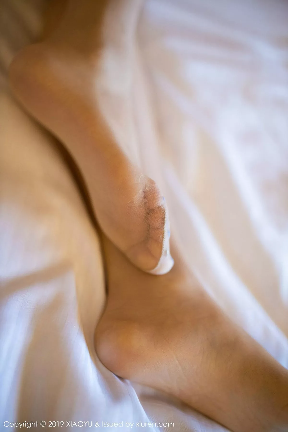 秀人集.com_[XiaoYu画语界]Vol.186_嫩模允儿Claire私房高叉连体衣半脱露火辣身材诱惑写真72P