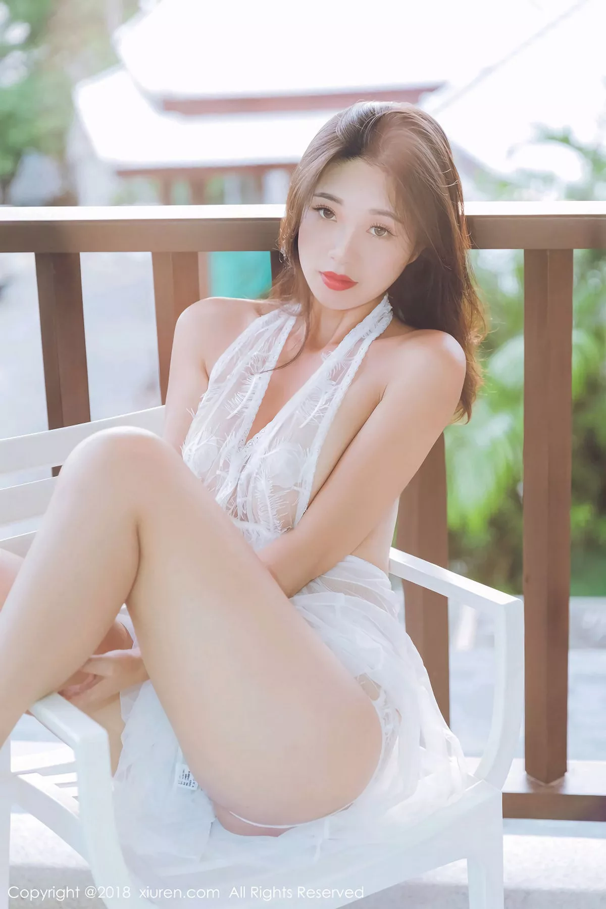 秀人集.com_[XiuRen秀人网]No.1242_嫩模宋-KiKi私房白色蕾丝薄纱+孔雀蓝肚兜火辣诱惑写真39P