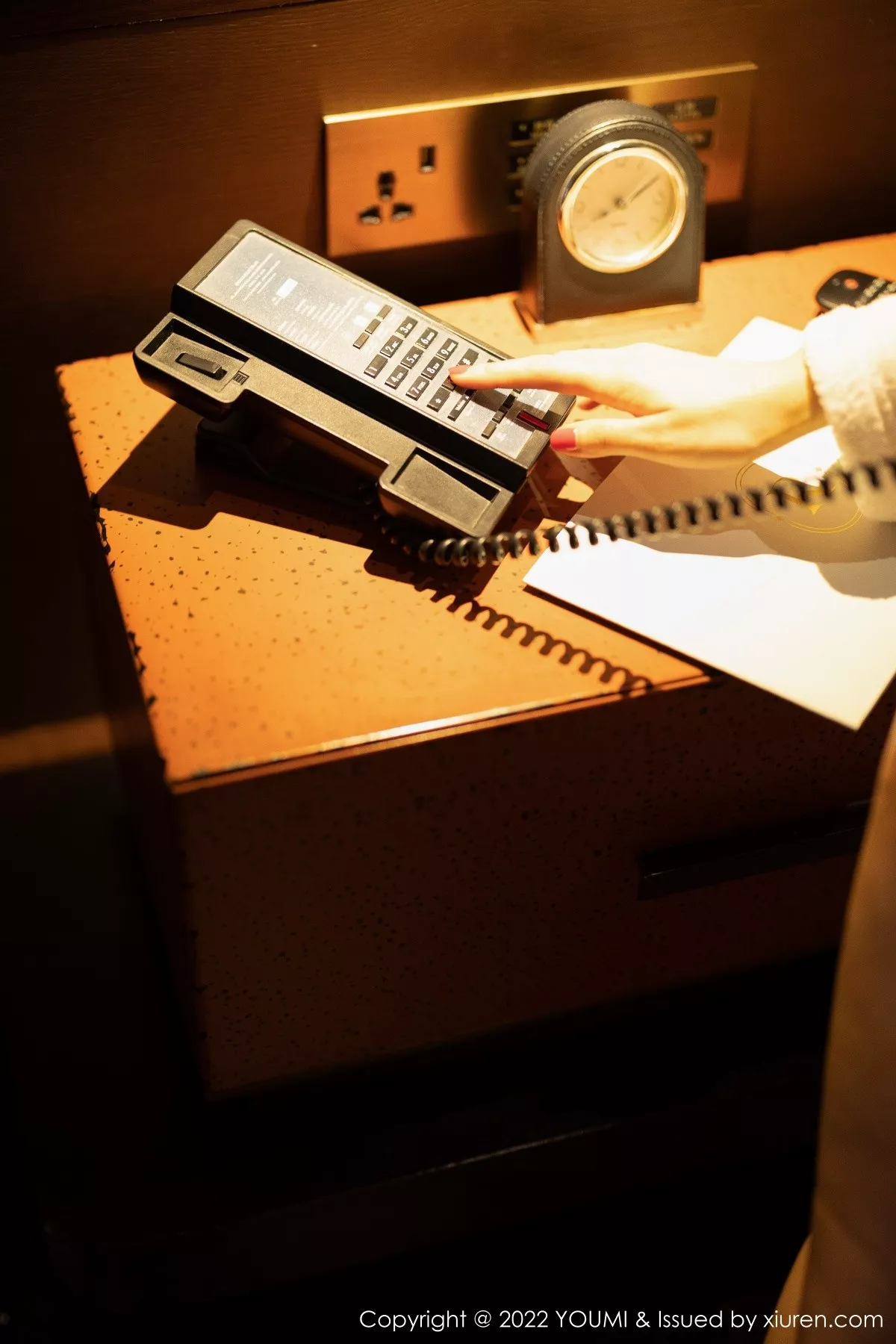 秀人集.com_[YouMi尤蜜荟]Vol.816_女神奶瓶土肥圆私房Spa按摩脱性感内衣露油亮肌肤撩人诱惑写真112P