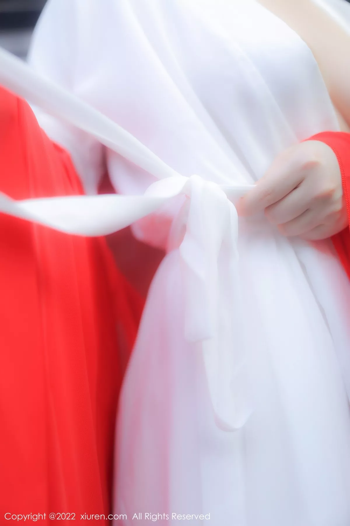 秀人集.com_[XiuRen秀人网]No.5414_模特豆瓣酱性感红色唐韵古装服饰半脱露傲人豪乳惹火诱惑写真80P