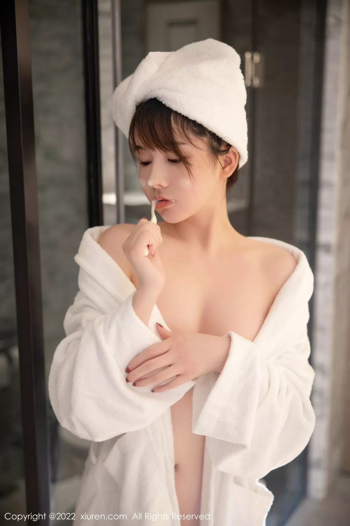 秀人集.com_[XiuRen秀人网]No.5477_模特婠婠么私房浴缸性感深蓝色比基尼湿身泡泡浴撩人诱惑写真76P