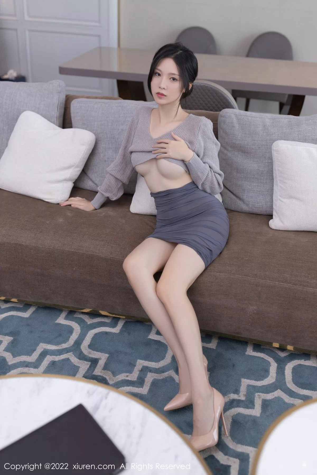 秀人集.com_[XiuRen秀人网]No.5620_模特利世情节拍摄性感灰色毛线上衣配长裙秀完美身材诱惑写真82P
