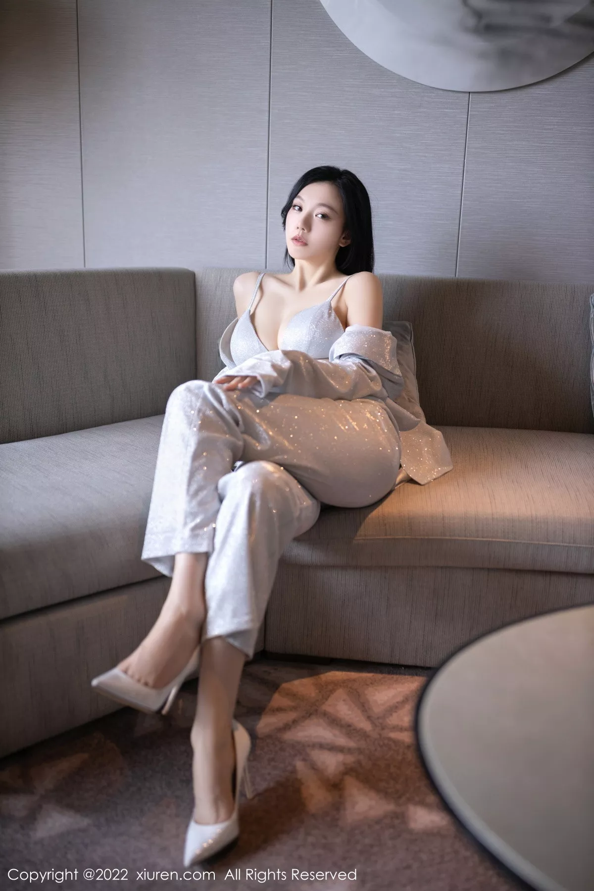 秀人集.com_[XiuRen秀人网]No.5859_模特安然anran脱银色西服露性感银色内衣秀完美身材诱惑写真76P