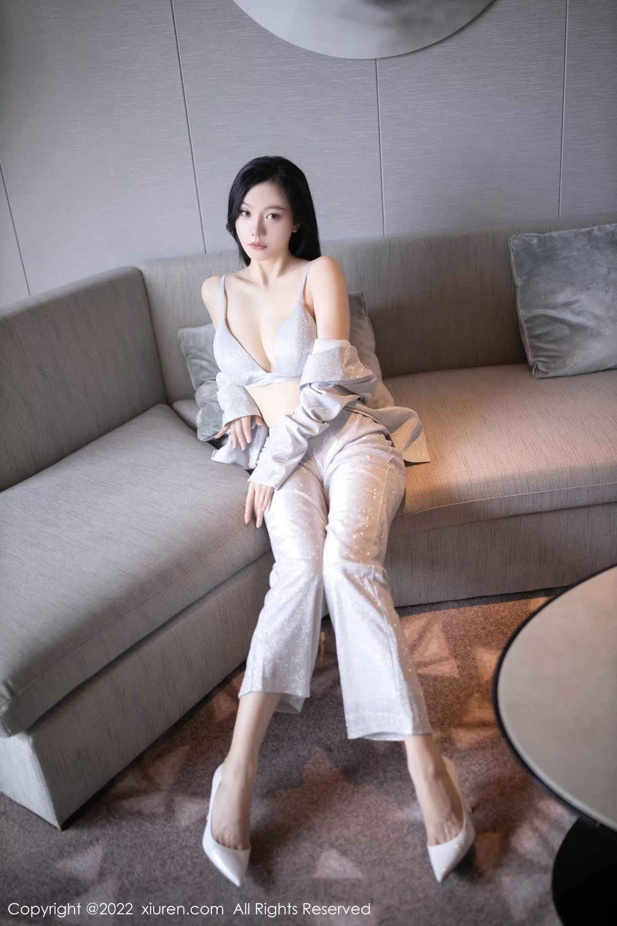 秀人集.com_[XiuRen秀人网]No.5859_模特安然anran脱银色西服露性感银色内衣秀完美身材诱惑写真76P