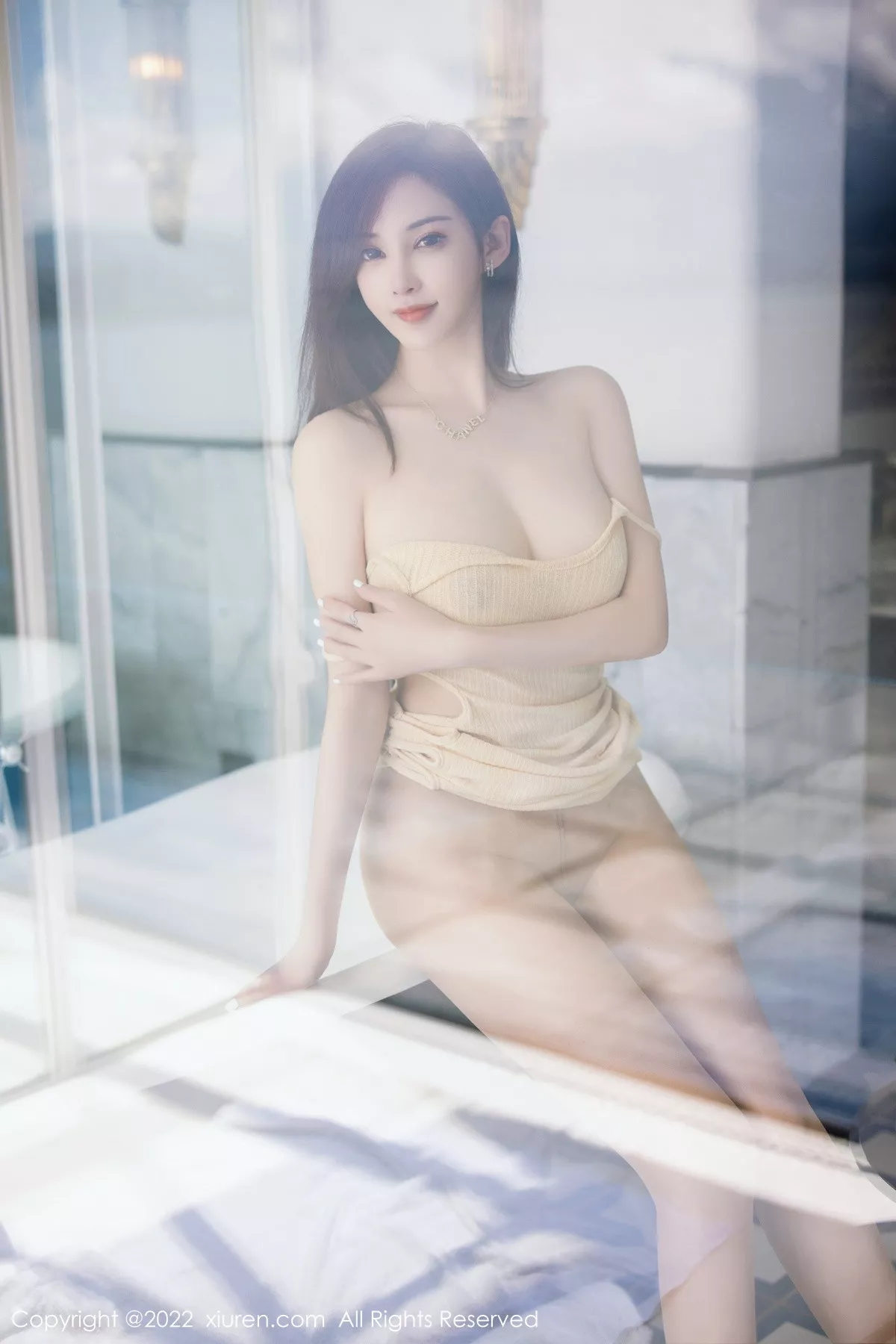 秀人集.com_[XiuRen秀人网]No.5912_女神奶瓶土肥圆大理旅拍黄色吊带短裙秀丰满身材惹火诱惑写真82P