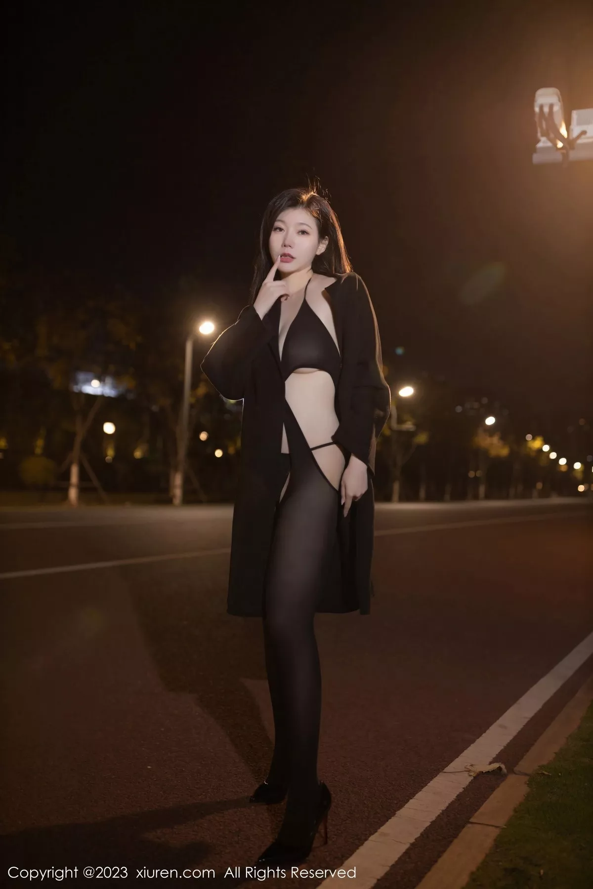 秀人集.com_[XiuRen秀人网]No.6524_模特安然anran私房性感黑色情趣连体衣秀曼妙身姿惹火诱惑写真83P