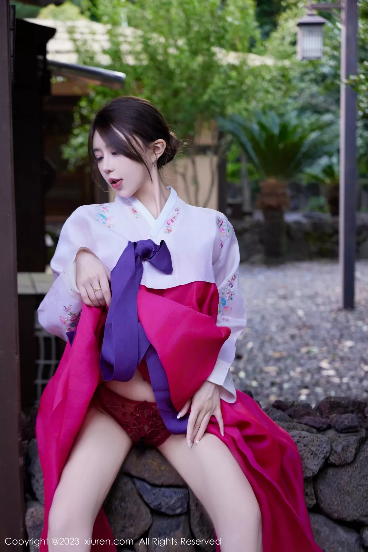 秀人集.com_[XiuRen秀人网]No.7522_模特tina_甜仔性感红色大长今服饰半脱秀凹凸身材惹火诱惑写真58P