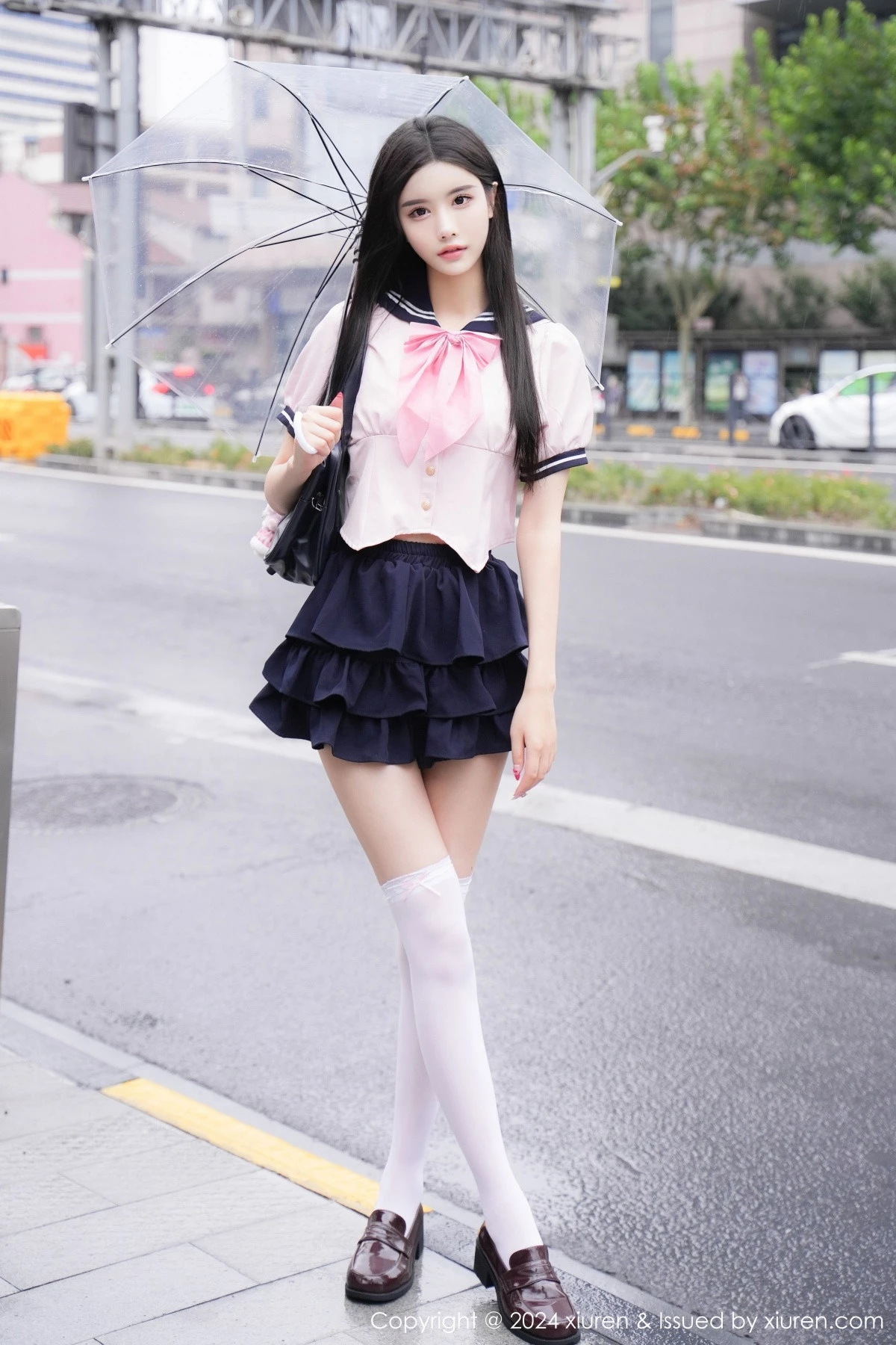 秀人集.com_[XiuRen秀人网]No.9224_模特Erikaki性感粉色JK制服配白色丝袜秀翘臀美腿撩人诱惑写真84P