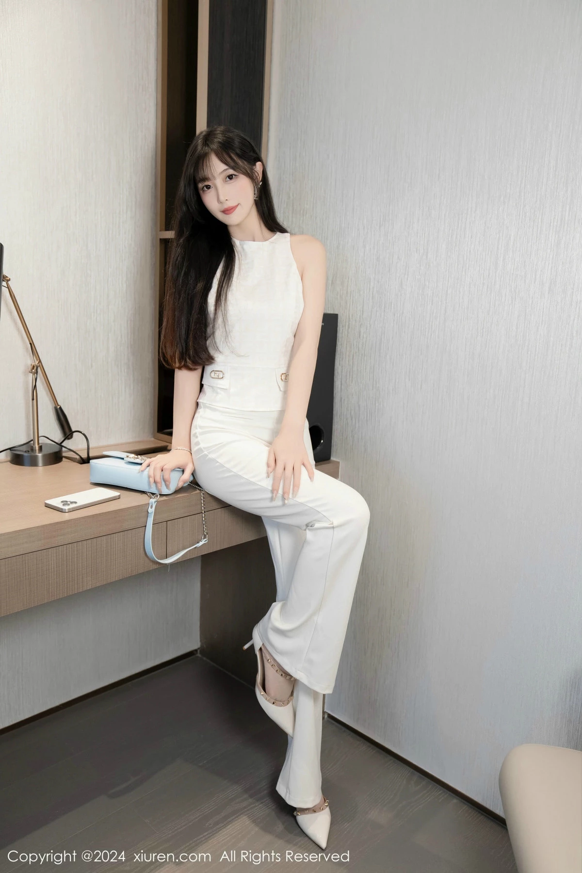 秀人集.com_[XiuRen秀人网]No.9528_模特林星阑性感白上衣配简约长裤露白色内衣秀曼妙身姿诱惑写真84P