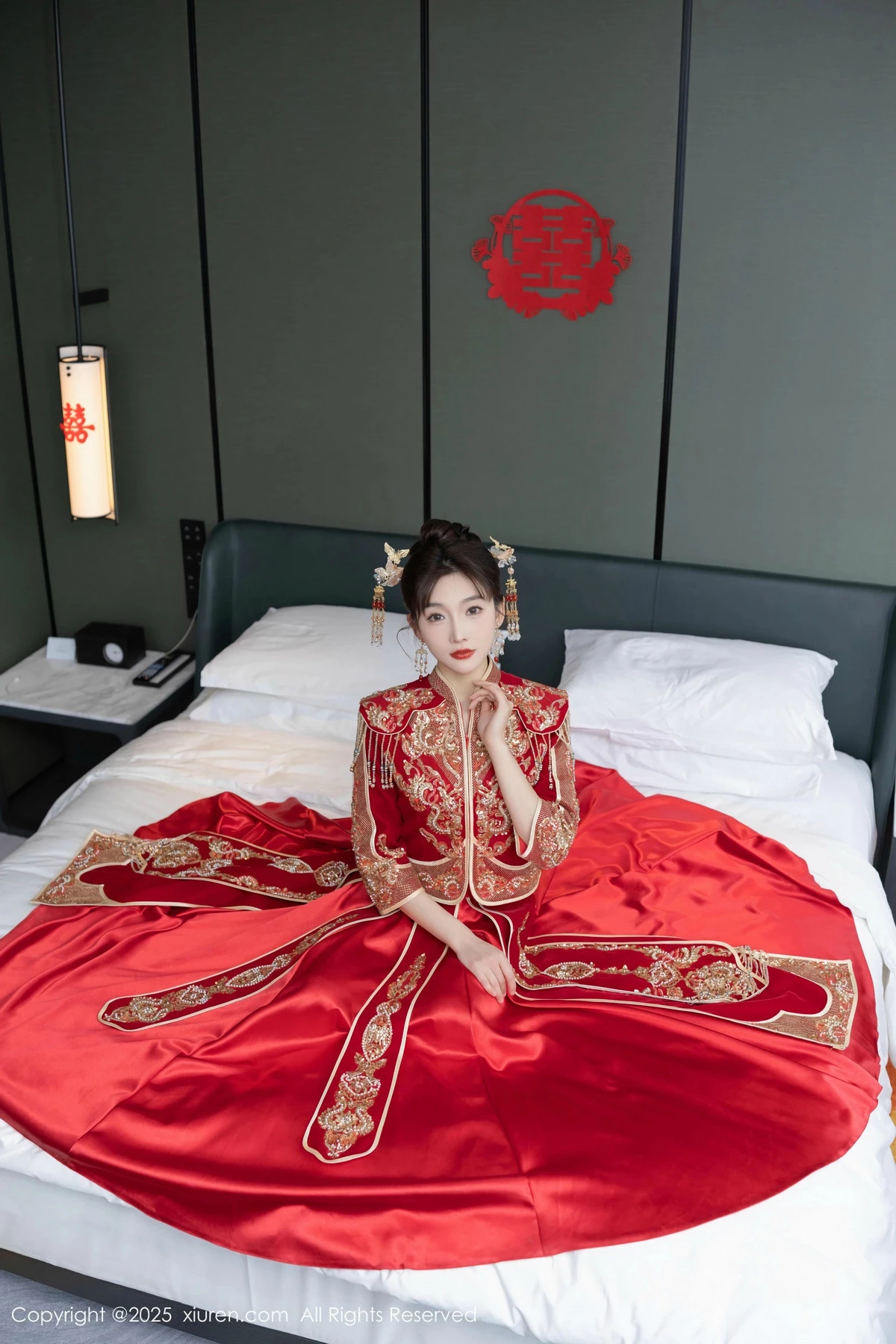 秀人集.com_[XiuRen秀人网]No.9770_模特陆萱萱性感新娘装露红色内衣配超薄肉丝秀柔美身材诱惑写真82P