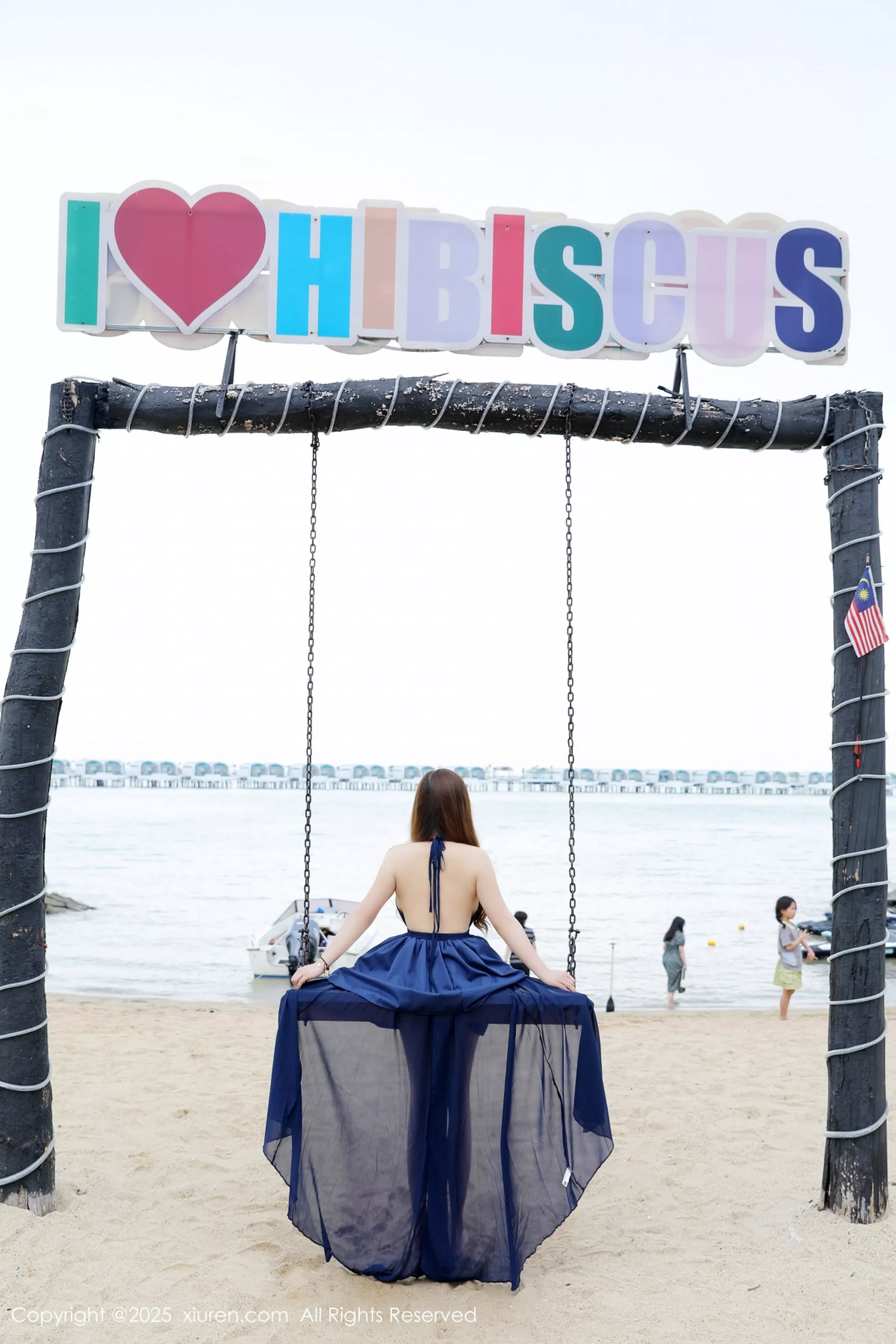 秀人集.com_[XiuRen秀人网]No.10195_模特小肉肉咪性感蓝色连衣裙露白色情趣内衣秀凹凸身材诱惑写真67P