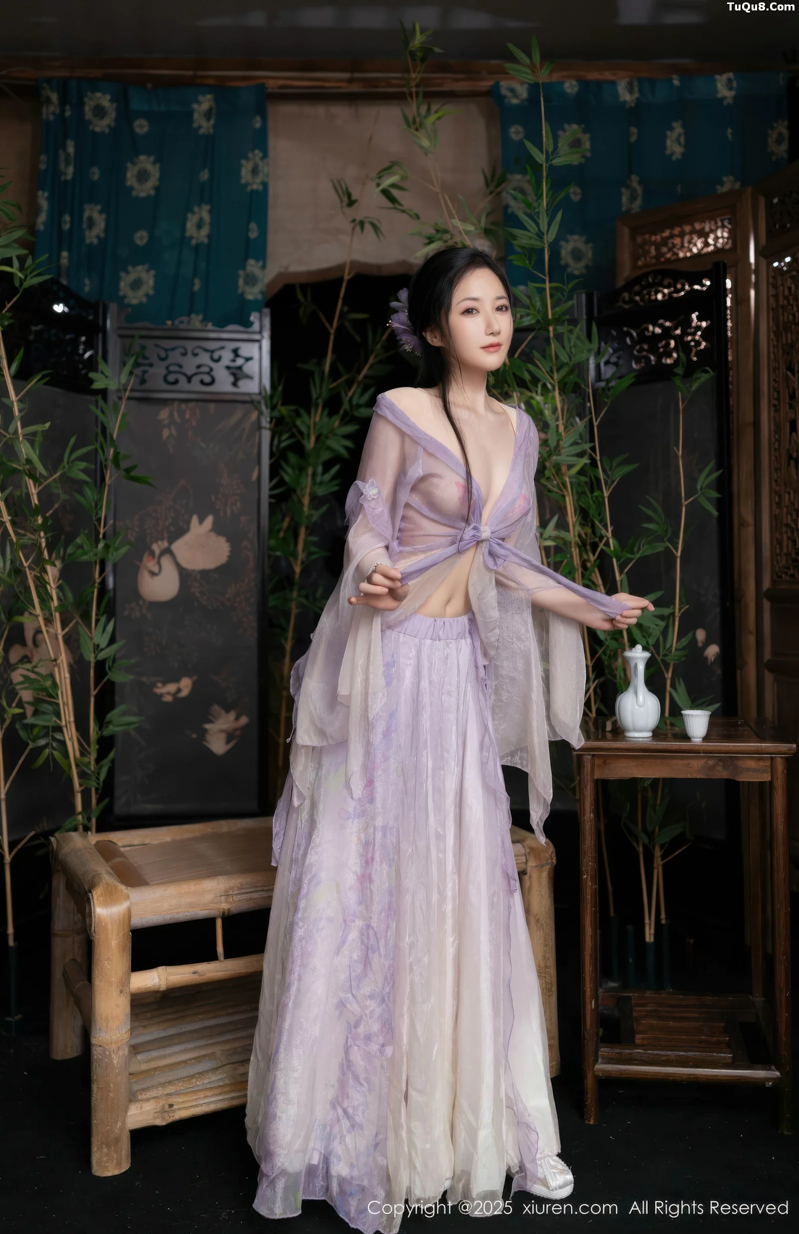 秀人集.com_[XiuRen秀人网]No.10737_模特鱼子酱Fish性感紫色连衣裙配白色丝袜秀曼妙身姿诱惑写真74P