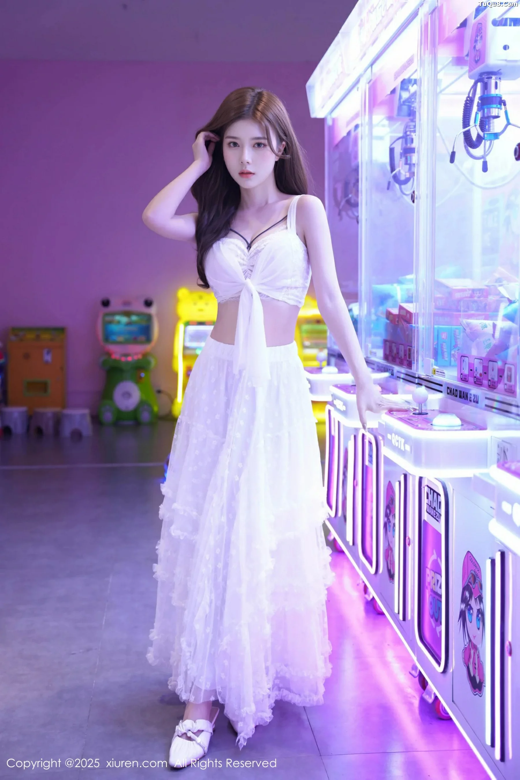 秀人集.com_[XiuRen秀人网]No.10791_模特拍黄瓜girl性感白色连衣裙露白色内衣秀曼妙身材诱惑写真74P