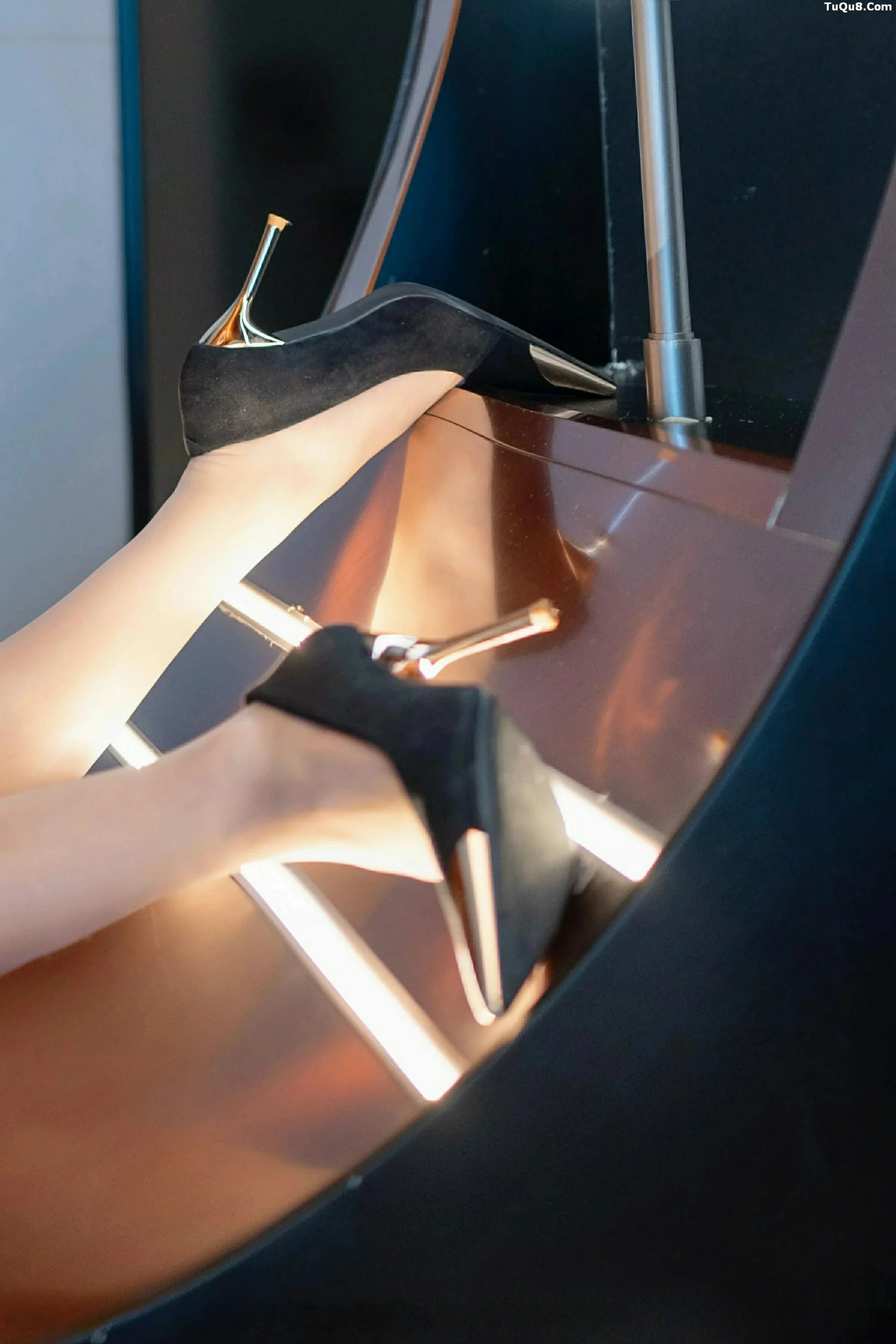 秀人集.com_[XINGYAN星颜社]VOL.404_模特时安安性感白色情趣内衣配超薄肉丝秀柔美身段诱惑写真65P