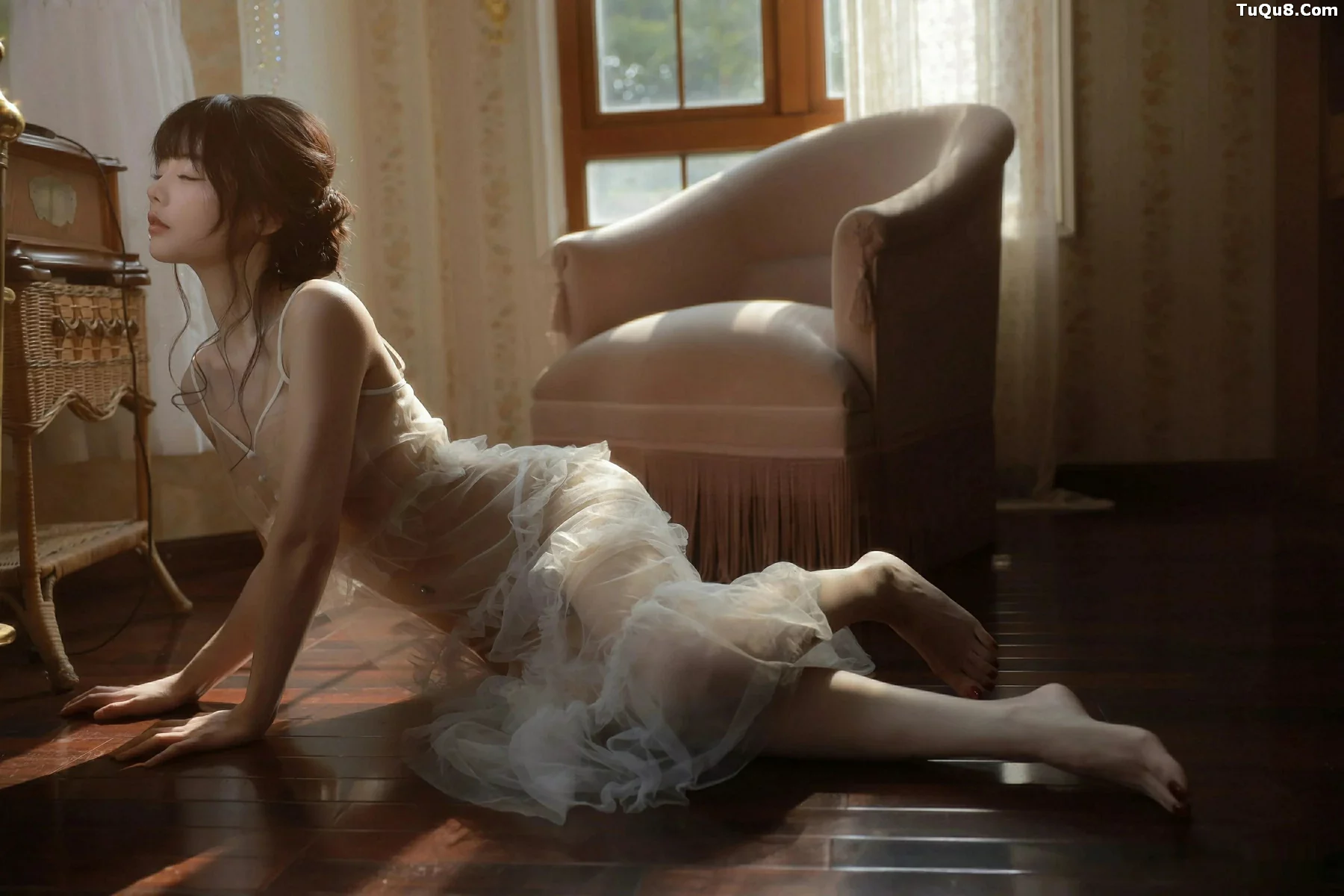 秀人集.com_[XiuRen秀人网]No.10799_模特佘贝拉Bella性感连衣长裙露白色情趣内衣秀完美身材诱惑写真73P