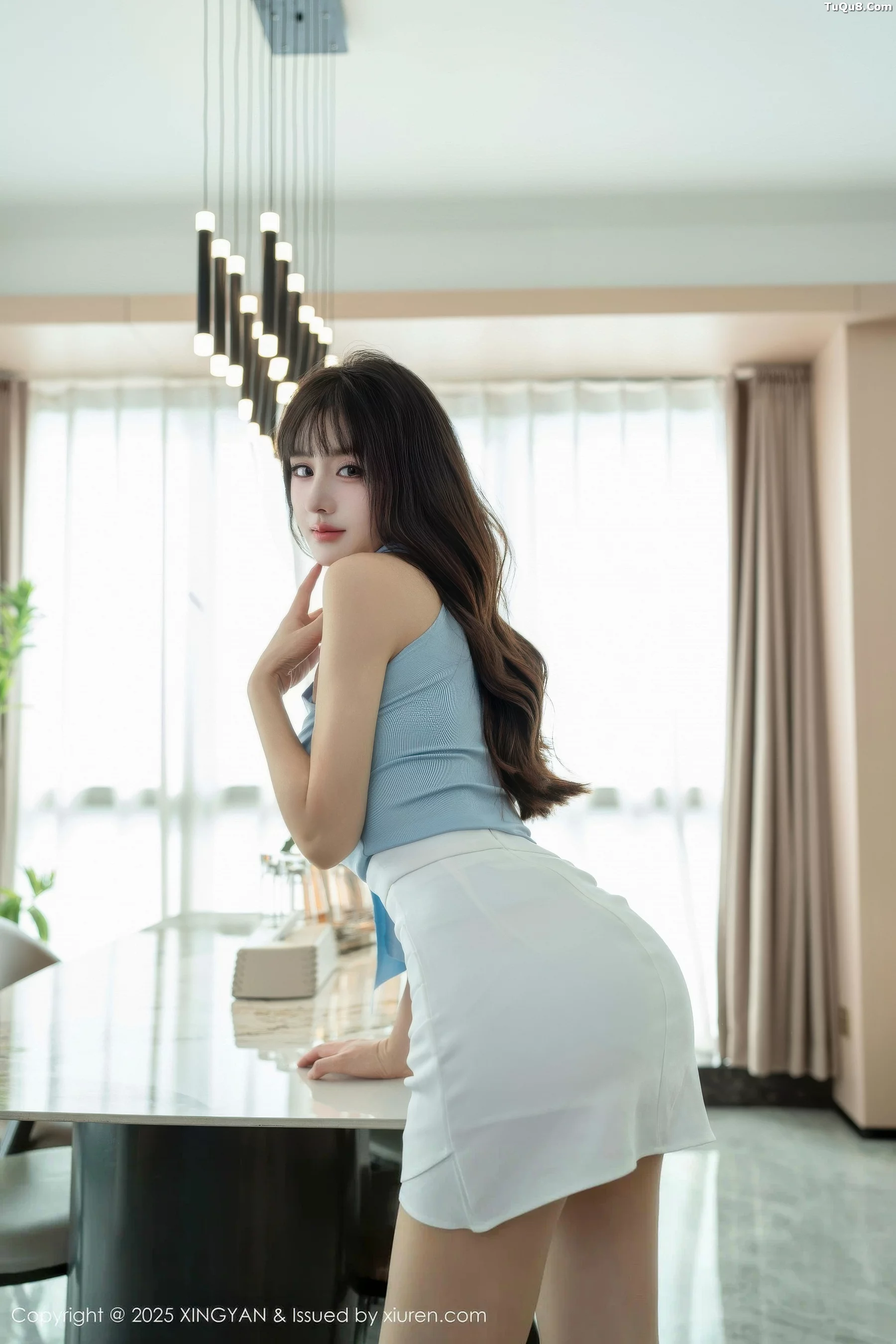 秀人集.com_[XINGYAN星颜社]VOL.418_模特沈南汐RuRu性感白色包臀裙配超薄肉丝秀凹凸身材诱惑写真73P