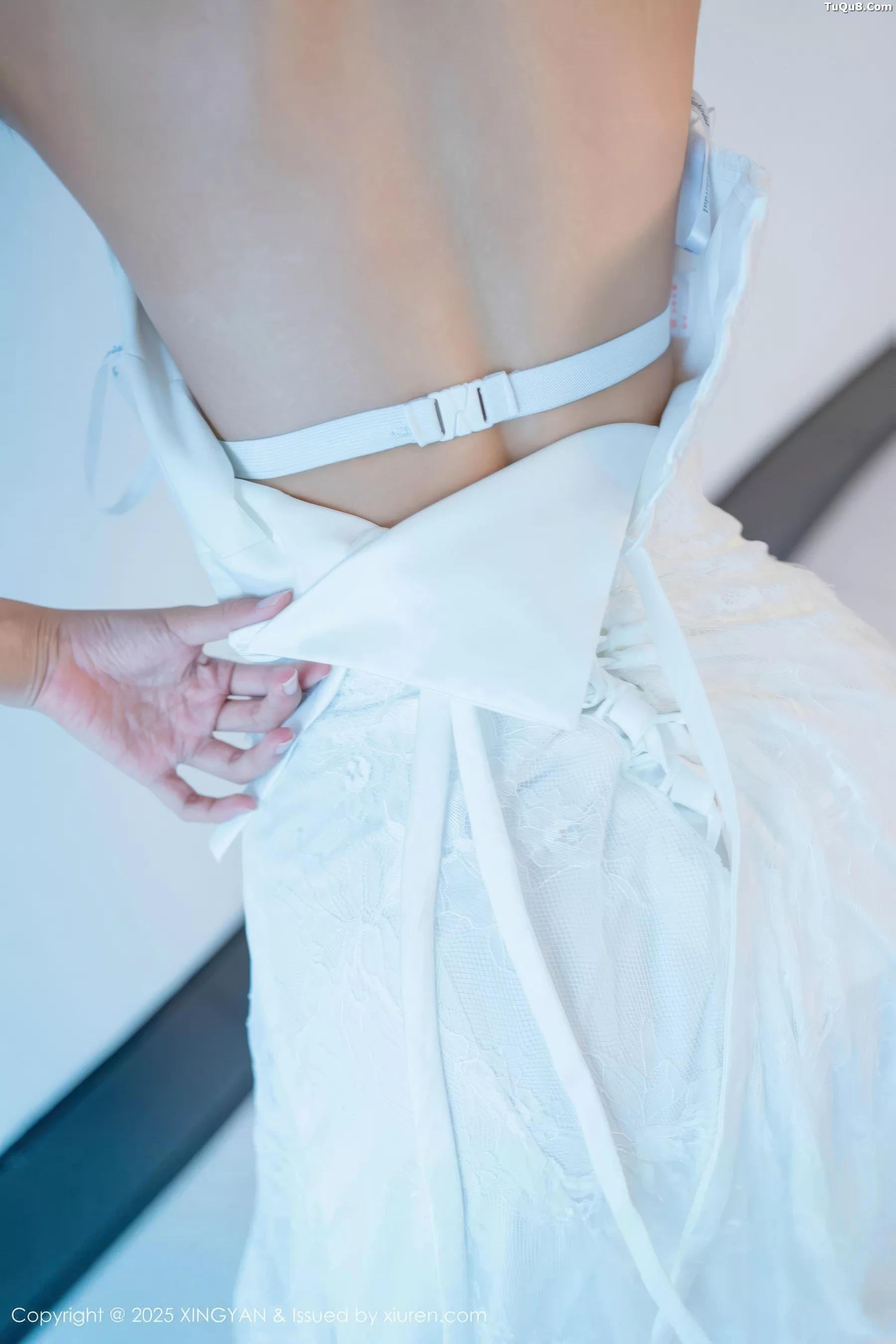 秀人集.com_[XINGYAN星颜社]VOL.419_模特时安安性感白色连衣裙配超薄白丝秀柔美身材迷人诱惑写真75P