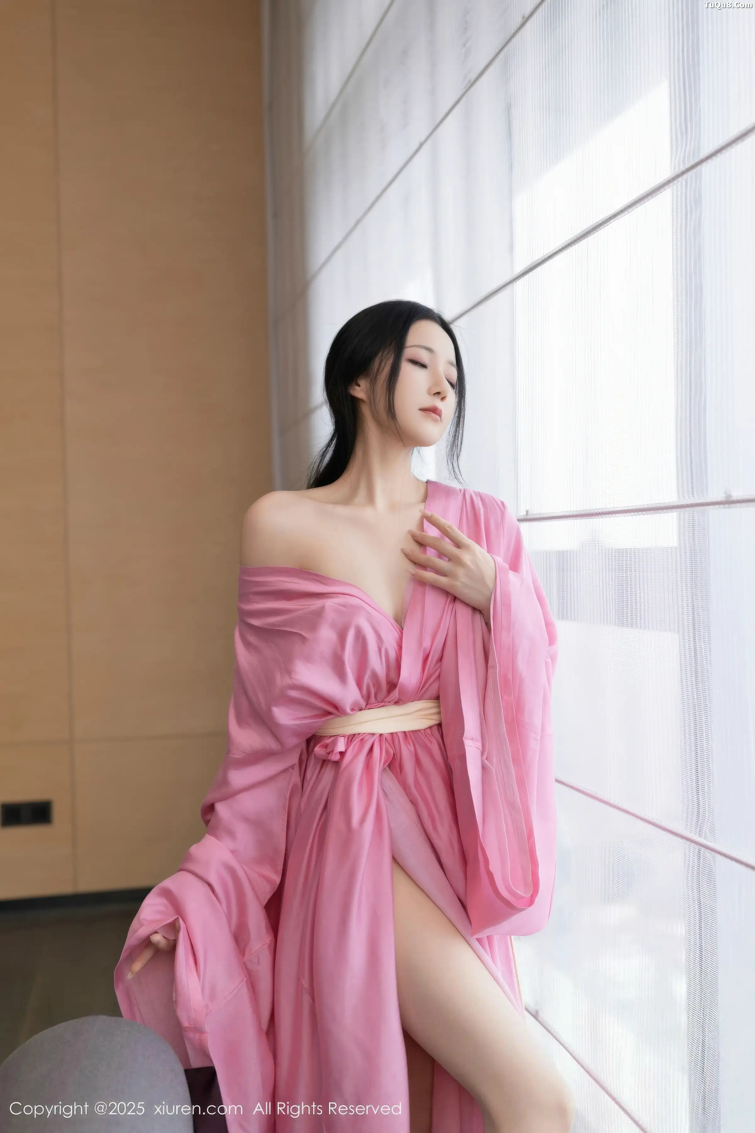 秀人集.com_[XiuRen秀人网]No.11049_模特鱼子酱Fish性感粉色月影纱配超薄肉丝秀曼妙身姿诱惑写真82P