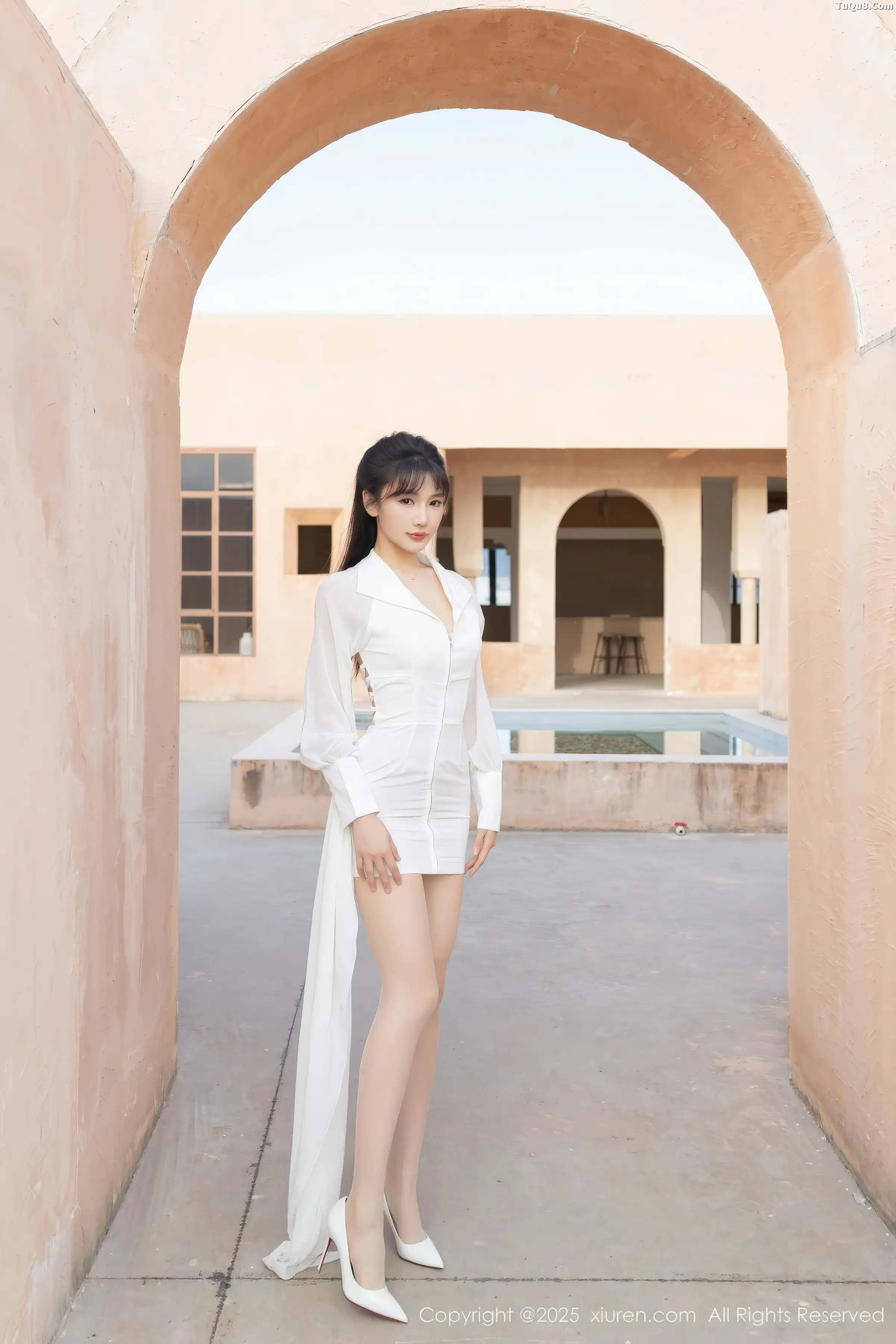 秀人集.com_[XiuRen秀人网]No.11100_模特陆萱萱性感套装露肉色内衣配超薄肉丝秀柔美身姿诱惑写真80P