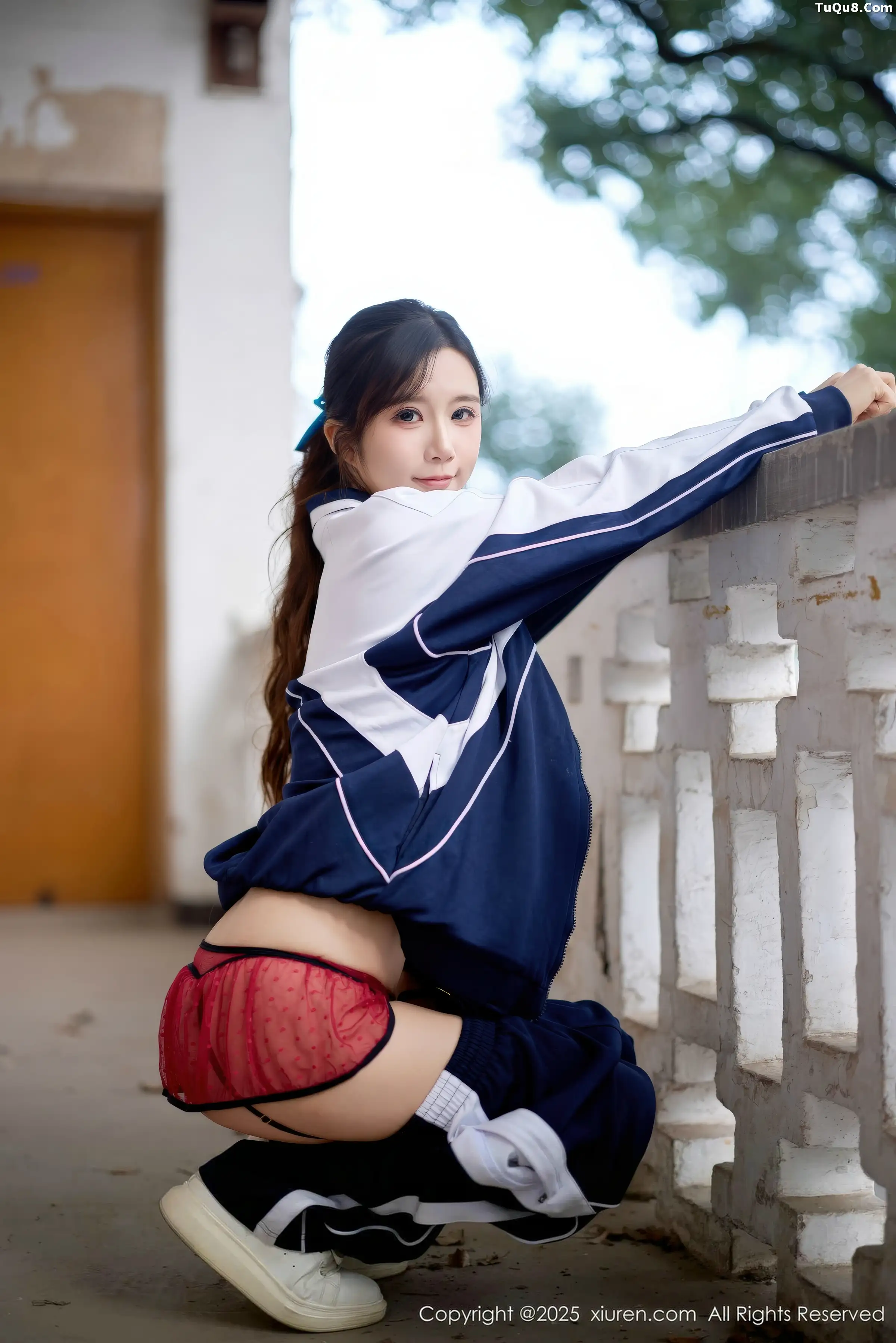 秀人集.com_[XiuRen秀人网]No.11103_模特小肉肉咪性感学生装露红色内衣配黑丝网袜秀凹凸身材写真72P